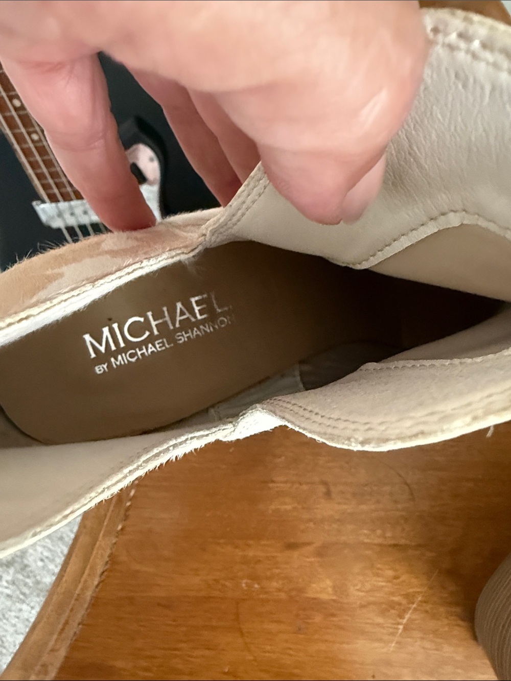 Michael Shannon Cream and Tan Cowhide Ankle Booties - Picture 5 of 7